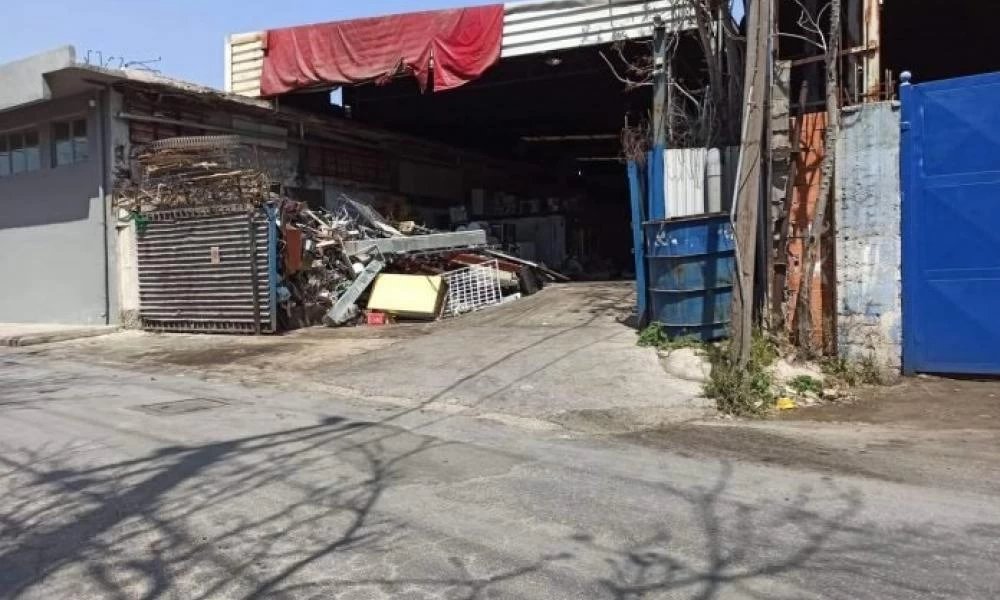 Αλλοδαπoί κάνουν μπίζνες εν μέσω lockdown - Κανείς δεν αντιδρά